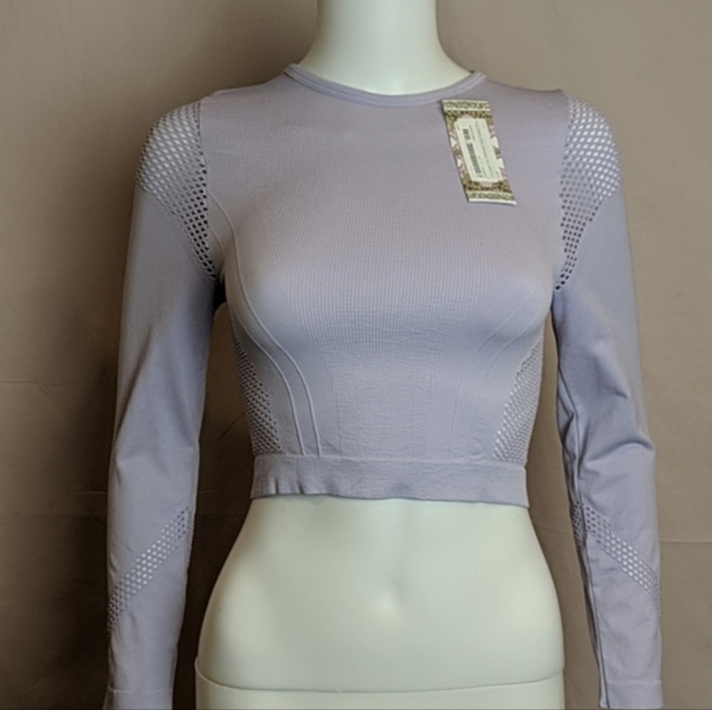 Boohoo Fit Lilac Purple Laser Cut Long Sleeve Seamless Gym Crop Top size Small